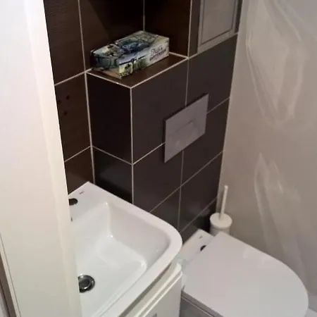 Apartament Zoo Self Service *